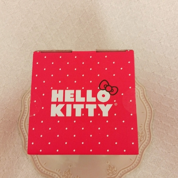 Hello Kitty Ceramic Reed Diffuser Set - Picture 6 of 10